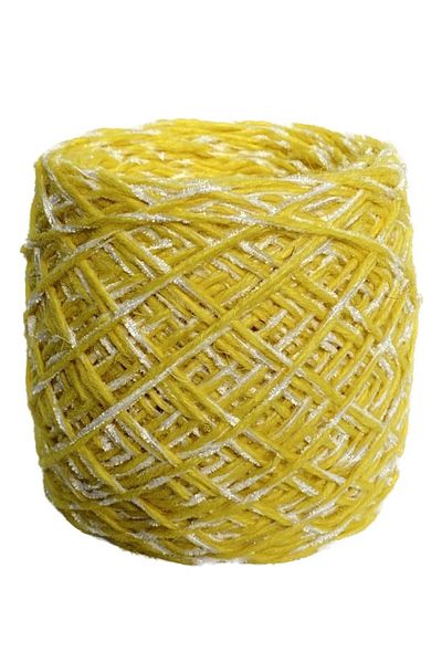 göçer Wool Velvet: 100% Yellow Wool White Velvet Balls 100gr