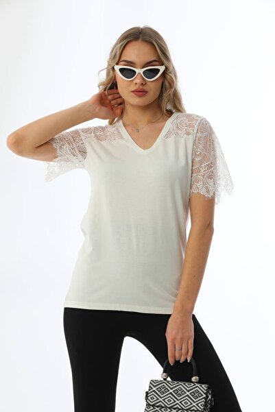 D LAVELLA Omuzları Dantel Detaylı Kısa Kollu Tişört