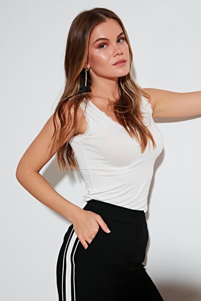 Lela Kare Yaka Dantel Detaylı Atlet Kadın ATLET 5861399