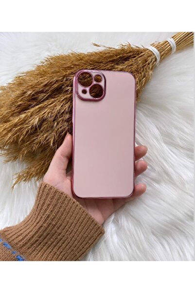 Aksesuarda Moda Iphone 14 Plus Uyumlu Gold Detaylı Lazer Kesim Kılıf