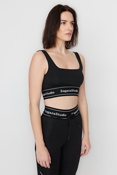 Trendyol Collection Biustonosz sportowy X Sagaza Studio, czarny, wspierany, z kwadratowym kołnierzykiem, TCLSS23SS00002