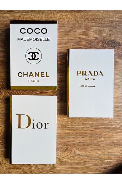 Saccura Decor Διακοσμητικό Σετ Βιβλιοθήκης 3 τεμαχίων Dior & Chanel & Prada Σετ Βιβλιοθήκης