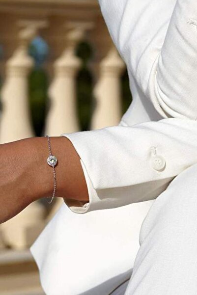Crystal Diamond Zirconia Işıklı Kutuda Şık Tektaş Halo Bileklik