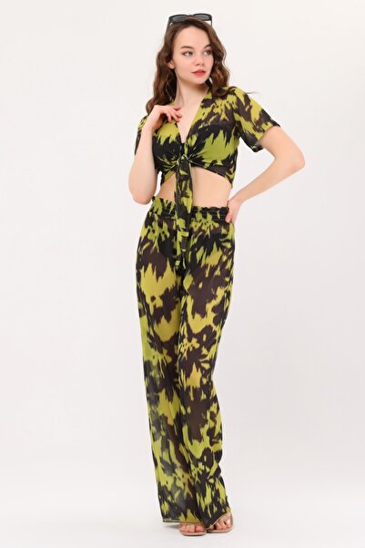 Bolder Black Green Batik Pattern Crop Set with Beach Pants