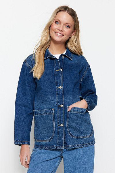 Trendyol Collection Blaue, nachhaltigere Oversize-Jeansjacke TWOAW23CE00243