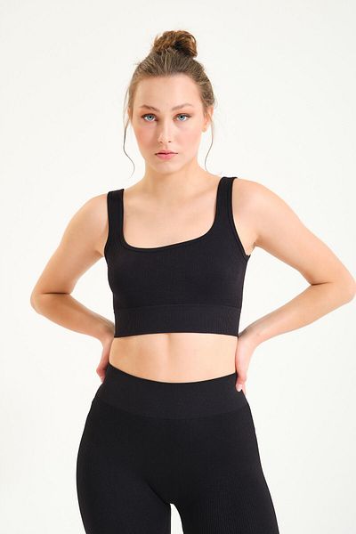 Formeasy Women's Seamless Knitted Ribbed Thick Strap Ribbed Sports Bustier 9002