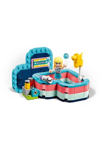 LEGO 41386 LEGO Friends Stephanie'nin Yaz Kalp Kutusu