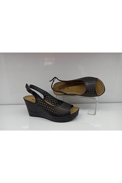 ARYAN Women's Anatomical Shoes