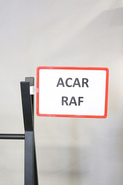 Acar Raf Πλαίσιο προώθησης προϊόντος Πλαστικό και μαγνητικό Ετικέτα τιμής Πλαίσιο Α4 Κόκκινο