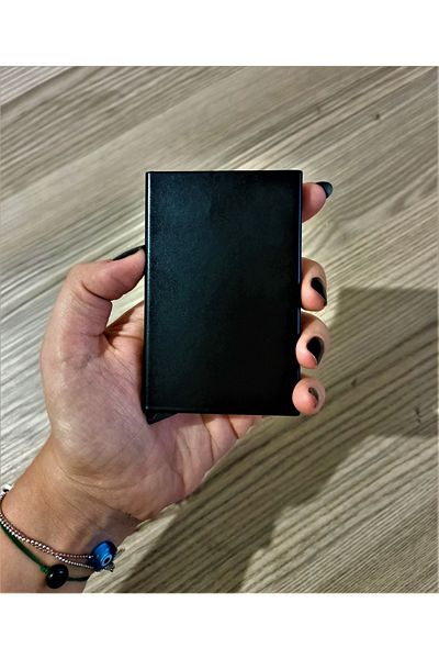 Ozka Leather Collection Θήκη κάρτας με αυτόματο μηχανισμό - Μαύρο ματ αλουμίνιο