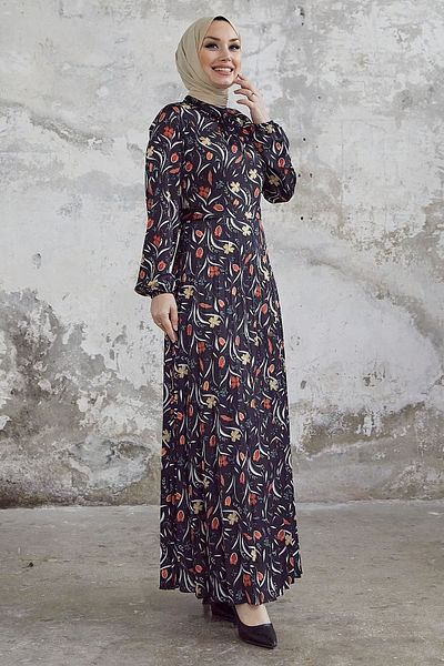 InStyle Φόρεμα Seba Flower Pattern Πλισέ σατέν - Μαύρο