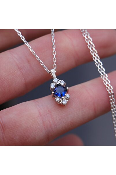 Moko Art Design Prenses Kesim Lab. Safir Ve Mozanit Taşlı 925 Gümüş Kolye