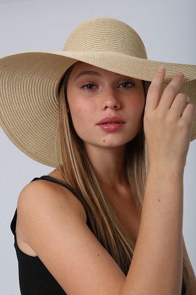 FELLMENS Beige Round Straw Women's Hat