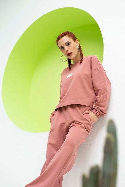 Mood Lab Women's Crop Sweatshirt