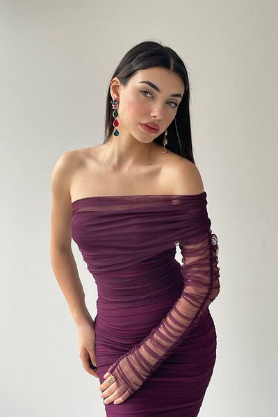 Julishop Rochie de seară creion premium din țesătură din tul drapat pentru femei, cu o singură mânecă, slim-fit, lungime midi, culoare visiniu-violet