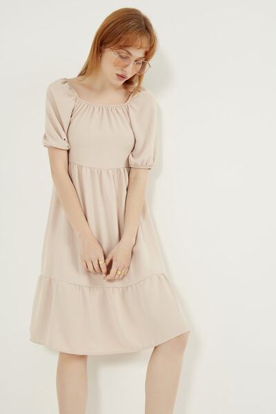 MEECY Γυναικείο φόρεμα με κρεμ γιακά Madonna