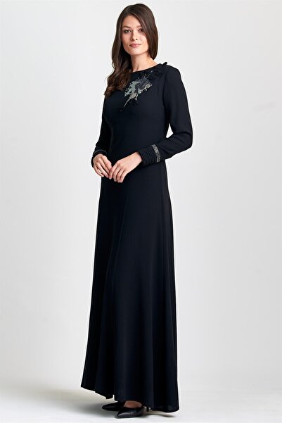 Esswaap Siyah Kol Uçları Pilili, Taş Ve Çiçek Aksesuarlı Abiye Elbise