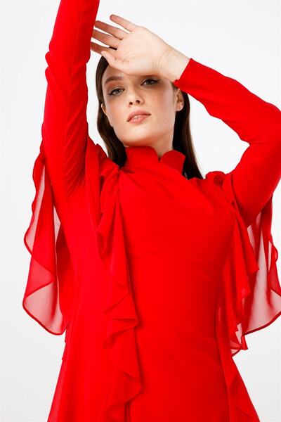 Esswaap Red Light Fish Cut Shoulder Evening Dress with Stones and Flywheel Combination