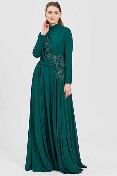 Esswaap Emerald Evening Dress with Flower Embroidery, Jewelled Collar and Chiffon