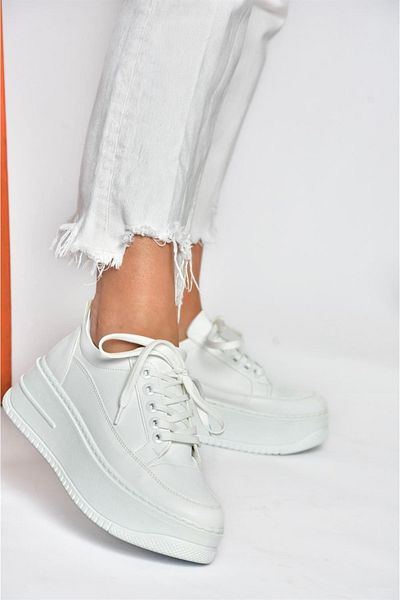 Fox Shoes P274117509 Bílé dámské sportovní boty s vysokou podrážkou tenisky