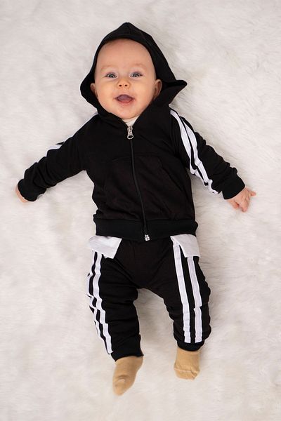 Mai Perla Side Striped Kangaroo Pocket Zippered Sports Wear 2-Piece Baby Set