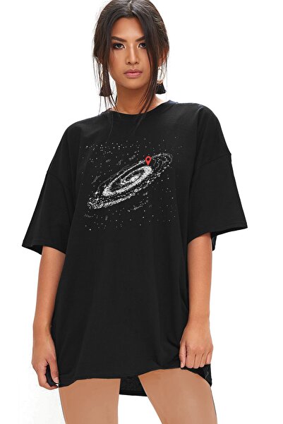 ROCKANDROLL Where Am I Μαύρο κοντομάνικο εμπριμέ υπερμεγέθη γυναικείο μπλουζάκι