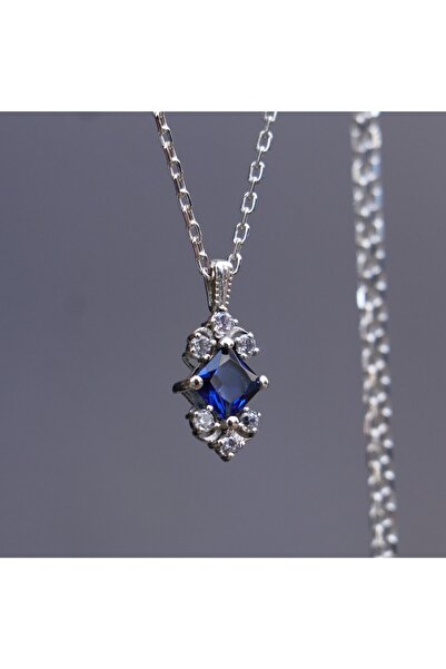 Moko Art Design Prenses Kesim Lab. Safir Ve Mozanit Taşlı 925 Gümüş Kolye
