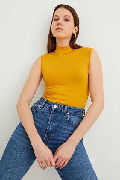 Ladima بلوزة نسائية الخردل بلا أكمام