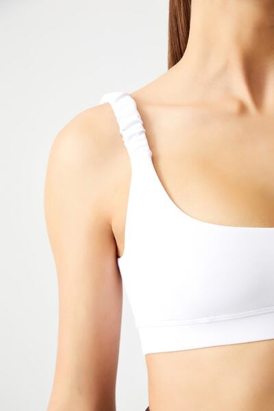 Los Ojos Ruched White Lightly Supported Drawstring Strap Detailed Covered Sports Bra