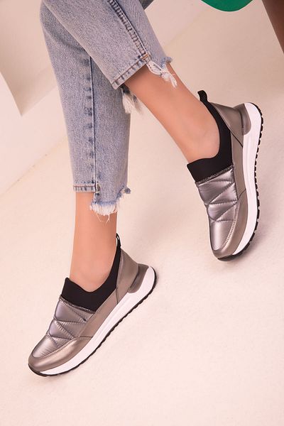 SOHO Platinum Women's Sneakers 17885