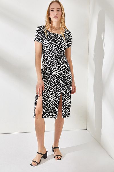 Olalook Dámské černé minišaty Zebra s dvojitým rozparkem ELB-19001849