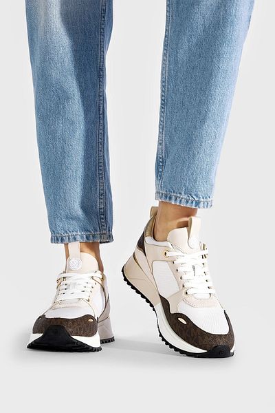 Michael Kors حذاء رياضي من الجلد الطبيعي مع حذاء بشعار 43f1thfs1b 085
