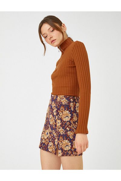 Koton Fusta Mini - Jacquard și Detaliu Slit