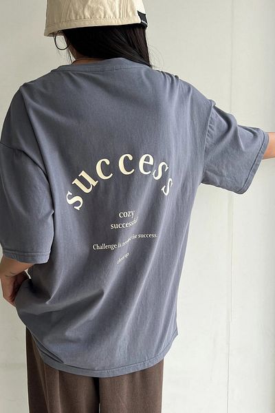 MODAGEN Γυναικείο μπλουζάκι Success με στάμπα Oversize Άνετο κομμένο μπλουζάκι