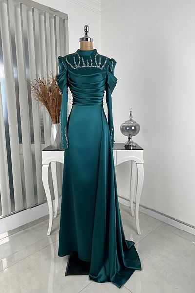 Rana Zenn Emerald Train Draped Stone Detailed Dream Evening Dress