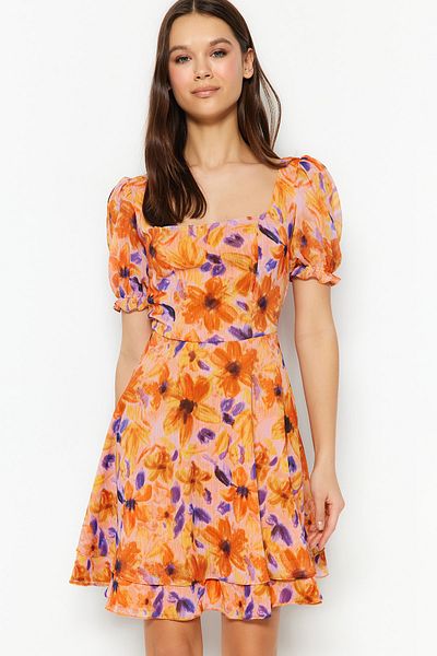 Trendyol Collection Πορτοκαλί φλοράλ στάμπα μέσης που ανοίγει με μίνι υφασμένο φόρεμα σιφόν TWOSS23EL01171