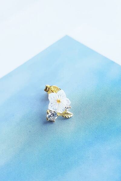 MorMajor Silver Tekli Ithal Manolya Flower Gümüş Küpe