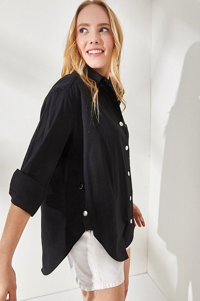 Olalook Dámská černá oversize tkaná košile s detailem na knoflíky na bocích GML-19001004