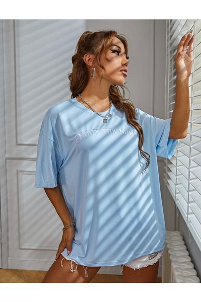 AFROGİYİM Tricou supradimensionat pentru femei Enjoy The Now imprimat Baby Blue