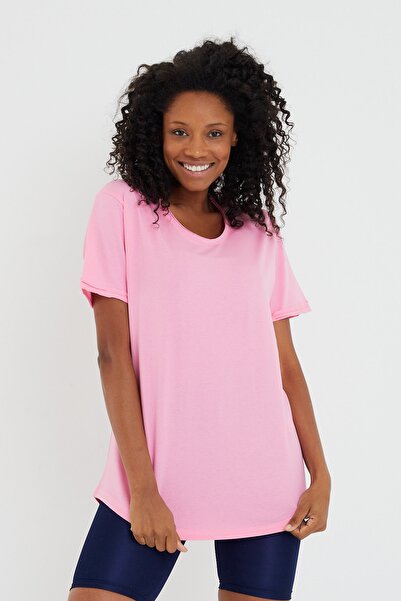 Tarz Cool Рожева брудна коміркова жіноча футболка - ktcps001r06s
