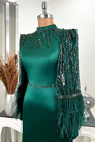 Mihrunisa Satin Sea Evening Dress with Beaded Sleeves and Tulle Cape Detail - Emerald