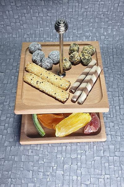 kozawoodart Square Wooden Tiered Cookie Holder Kz10132