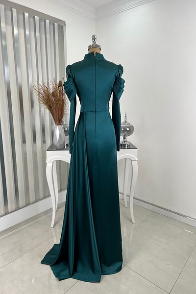 Rana Zenn Emerald Train Draped Stone Detailed Dream Evening Dress