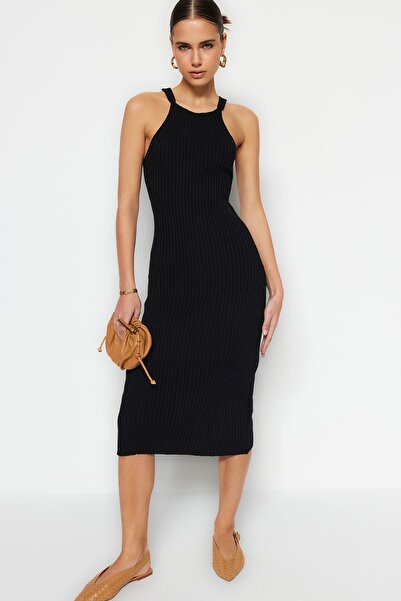 Trendyol Collection Czarny dzianinowy kardigan midi TWOSS23EL00738