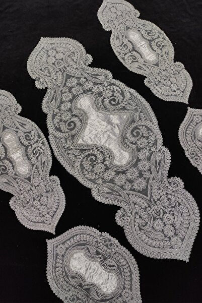 Çt Çeyizci Tekstil طقم مفارش طاولة مخملية مفصلة من 5 قطع لغرفة المعيشة - رمادي