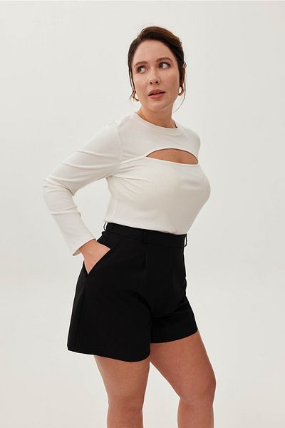LUOKK Nisha Window Collar Detail Sitting Camisole Casual Plus Size Blouse Black