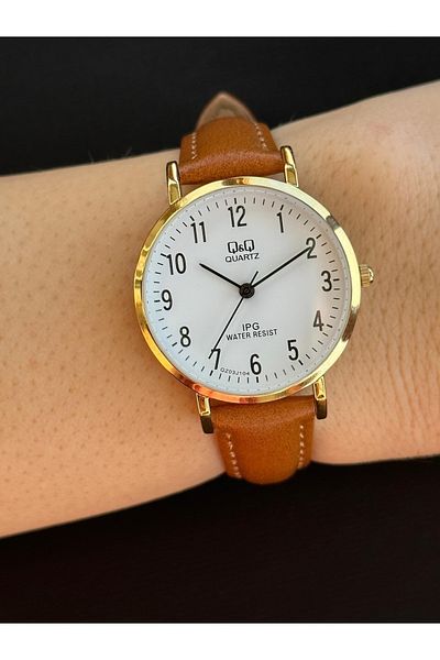 Q&Q Elegant and Stylish Women's Wristwatch with Tan Strap
