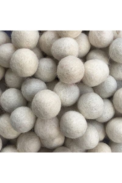 Yumuşakkeçe Felt Ball 1.5 cm Diameter Beige Color 10 Pieces