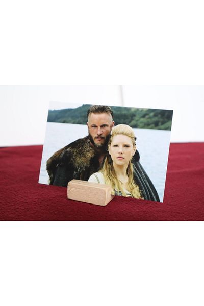 Karınca Piercing Vikings Series Ragnar Lothbrok And Lagertha Special Illustration Postcard Set (Vikings)
