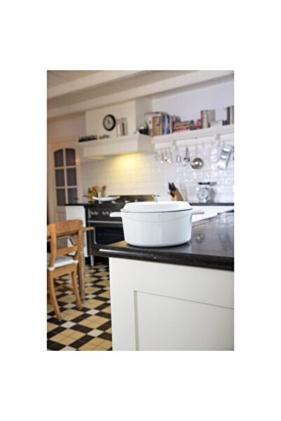 Lava Döküm Yuvarlak Tencere. Trendy Çap(ø)28cm. - Turuncu